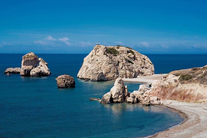 Blue Lagoon & Aphrodite's Rock: Full-Day Boat Trip from Limassol photo 5