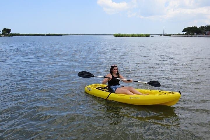 St. George's Bay Solo Kayak — 1-Hour Paddle in Malta photo 2