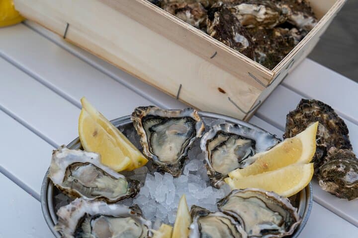 Picpoul Wine & Oyster Tasting at Étang de Thau: A Béziers Morning Tour photo 5