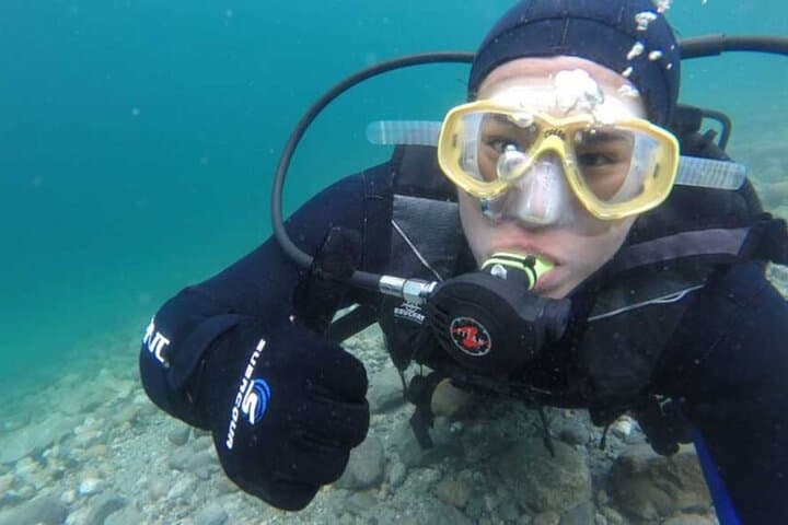 Beginner Scuba Diving in Lago Moreno Bariloche — Baptism Dive on Nahuel Huapi photo 6