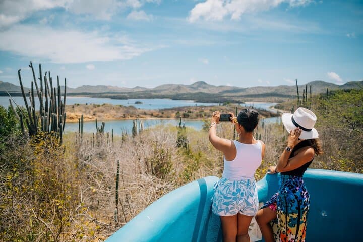 Half-Day Highlights of Bonaire: Salt Flats, Slave Huts & 1000 Steps