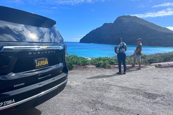 Secret Oahu Half-Circle Tour with a Local — Skip the Crowds