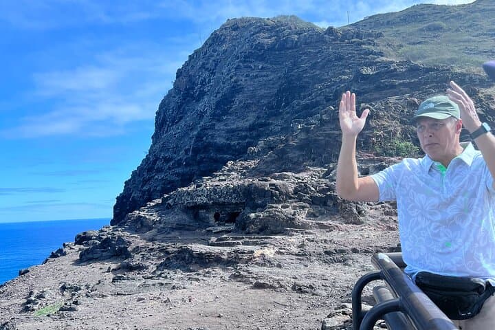 Secret Oahu Half-Circle Tour with a Local — Skip the Crowds photo 3