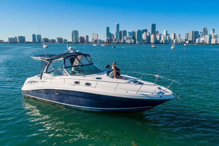 Miami Private Yacht Cruise: 2-Hour Biscayne Bay Charter photo 3