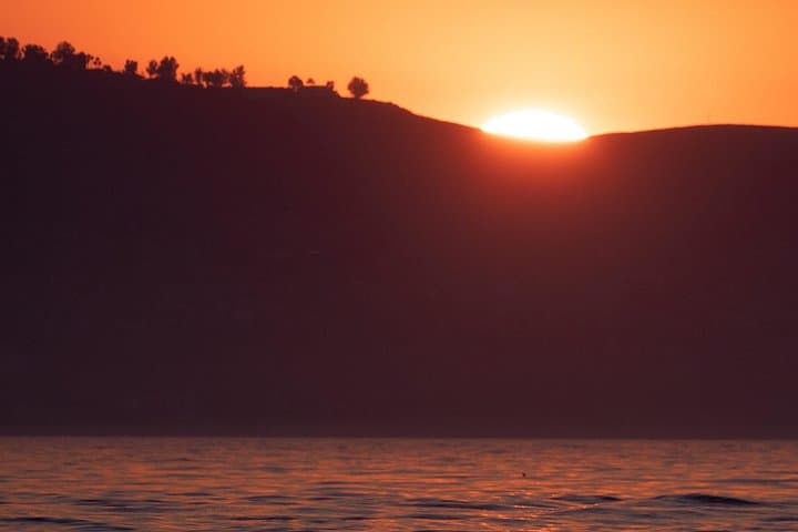 Newport Beach Sunset Cruise: 90-Min Evening Harbor Cruise with Full Bar photo 4
