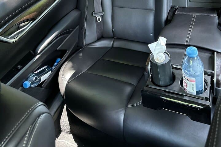 Private Dulles Airport Transfer to Washington DC — Luxury Sedan Service photo 4