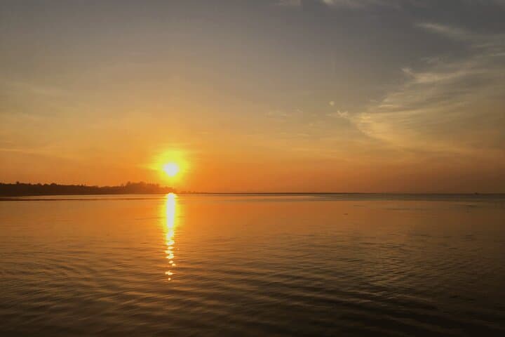Early-Bird Krabi 4-Islands Private Longtail Boat: Poda, Chicken, Tup & Railay photo 2
