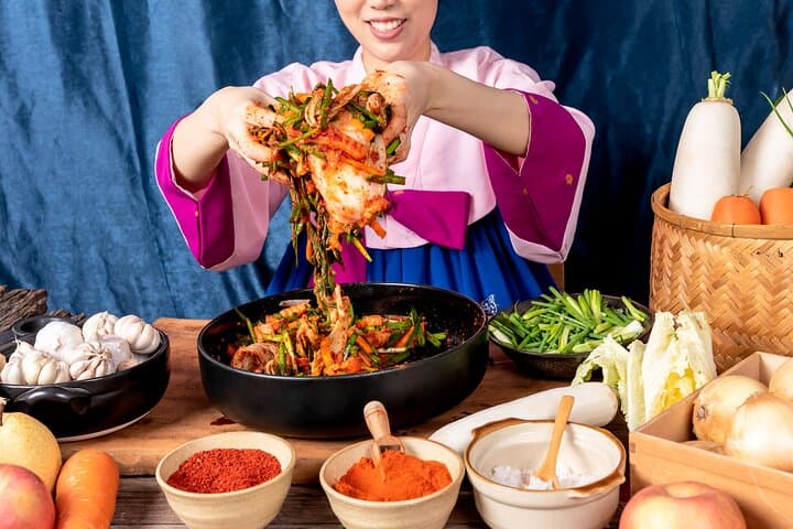 Seoul Gastroventure: Gyeongbokgung Palace & Insadong Food Day Tour photo 4