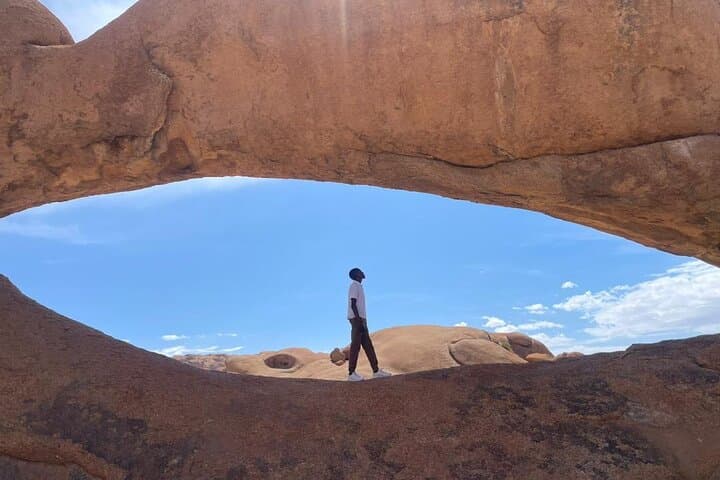 2-Day Budget Guided Trek to Spitzkoppe: Hike Rock Art & Stargaze photo 2