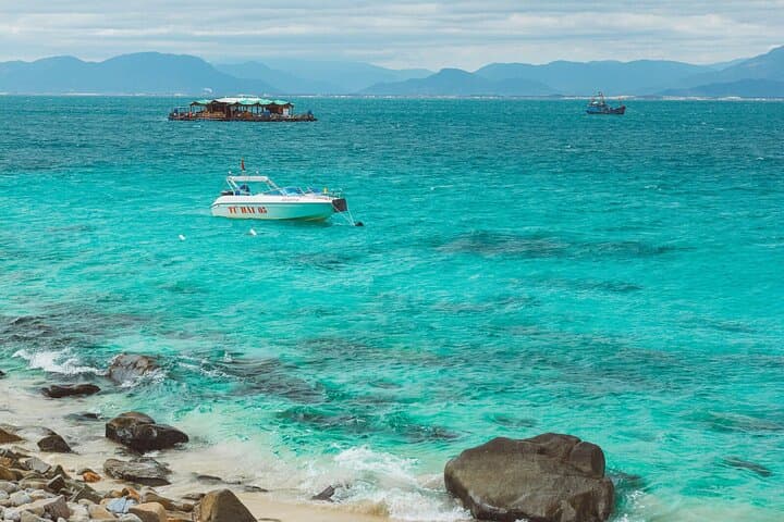 Discover Nha Trang: Snorkel Hon Mun, Fish & BBQ at Mini Beach