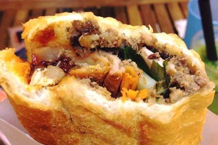 Hanoi Hidden Bites: Premium Old Quarter Street Food Tour photo 2