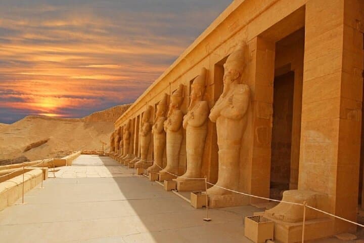 Kayak the Nile and Explore Luxor's West Bank Tombs photo 2