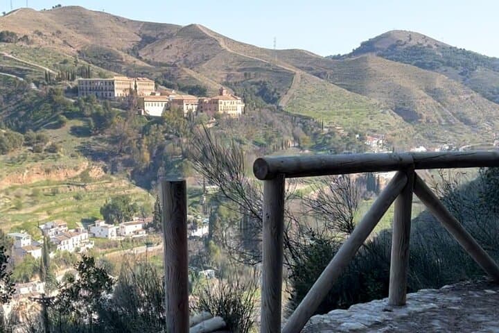 Running the Alhambra: Granada's Offbeat 90-Minute Running Tour photo 5