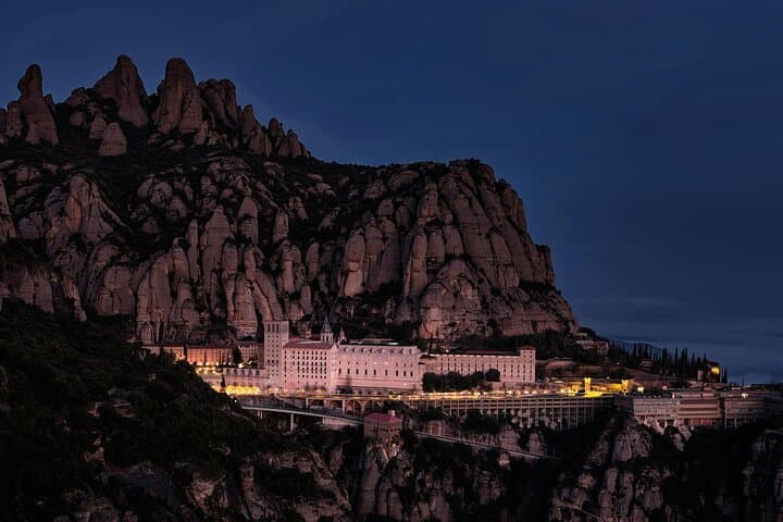 Day Trip to Montserrat, Girona & Tossa de Mar from Barcelona