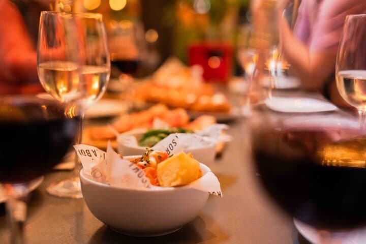 Barcelona Bike Tour: Tapas, Wine & Cultural Ride From El Born to Barceloneta photo 3