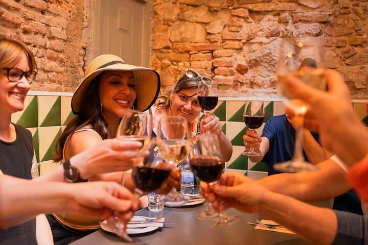 Barcelona Bike Tour: Tapas, Wine & Cultural Ride From El Born to Barceloneta photo 5