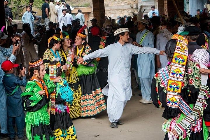 Kalash Valley to Khunjerab: 15-Day Chitral and Hunza Overland Adventure photo 2