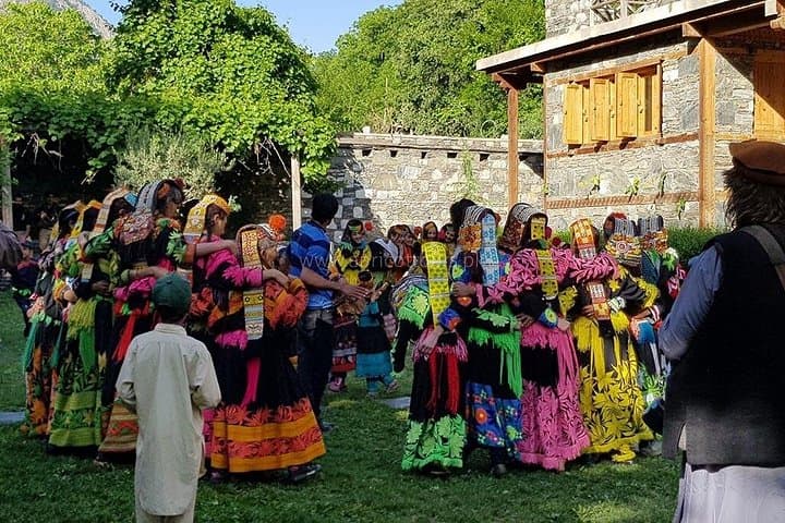 Kalash Valley to Khunjerab: 15-Day Chitral and Hunza Overland Adventure photo 3