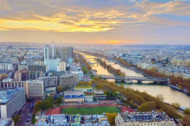 Eiffel Tower Guided Tour: Elevator Access to 2nd Floor & Summit photo 4