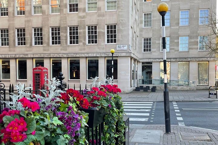 Self-Guided Audio Tour: London’s Automotive Heritage Walk in Mayfair & St James photo 5