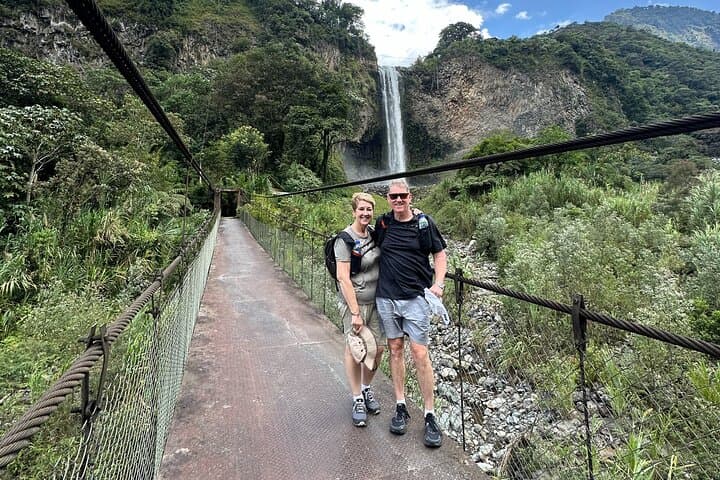 Cotopaxi, Quilotoa & Baños: 2-Day Andes Adventure from Quito