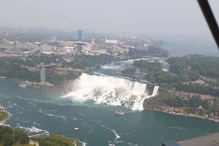 Niagara Falls Daytime Walking Tour: Best Views from the U.S. Side