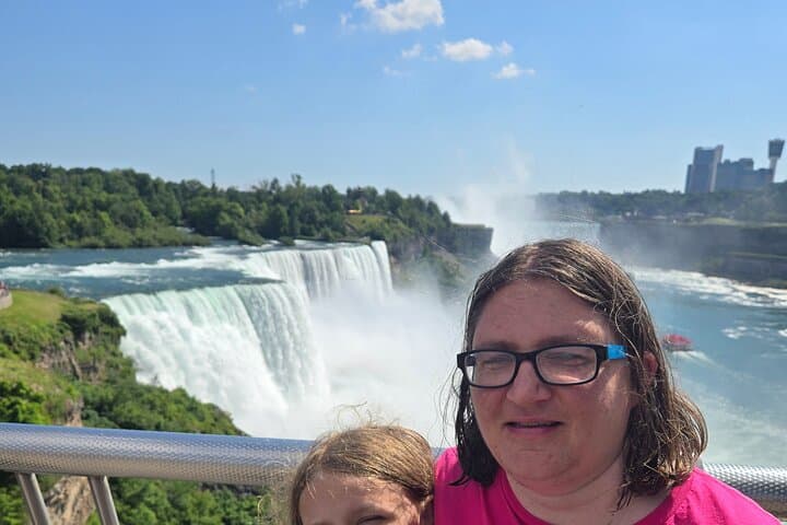 Niagara Falls Daytime Walking Tour: Best Views from the U.S. Side photo 5
