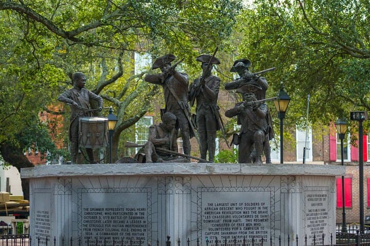 Historic Savannah Trolley Tour — 75-Minute Guided Sightseeing of the Historic District photo 3