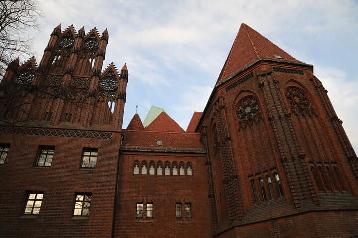 Berlin Rickshaw Tour: Private 90-Minute City Highlights from Alexanderplatz photo 3