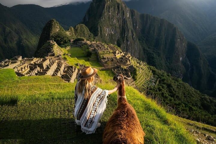 Peru 8-Day: Lima to Machu Picchu, Ballestas Islands & Rainbow Mountain photo 2