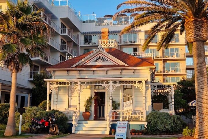 Inside San Diego’s Top Gun Movie Locations: Private 5-Hour Film Tour