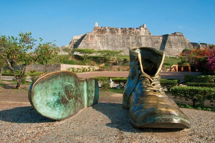 Explore Cartagena: Castillo San Felipe & Old City Walking Tour photo 4
