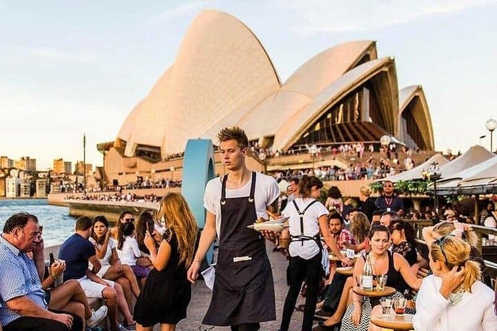 Sydney Working Holiday Arrival Pack: Airport Pickup, Hostel Stay & Harbour Cruise photo 6
