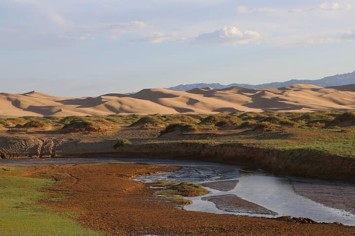 Exploring the Middle Gobi Desert: A Small-Group Glamping Adventure in Mongolia photo 5