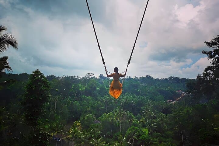 Bali Swing & Waterfall Day Tour — Ubud Swing, Kanto Lampo & Tegenungan