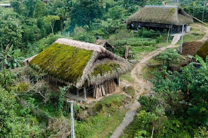 3-Day Northeast Ha Giang: Ma Pi Leng, Dong Van & Lung Cu Flagpole photo 3
