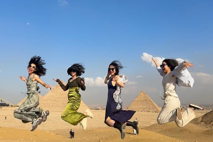 Giza Pyramids & Sphinx: Camel Ride and Grand Egyptian Museum Day Tour