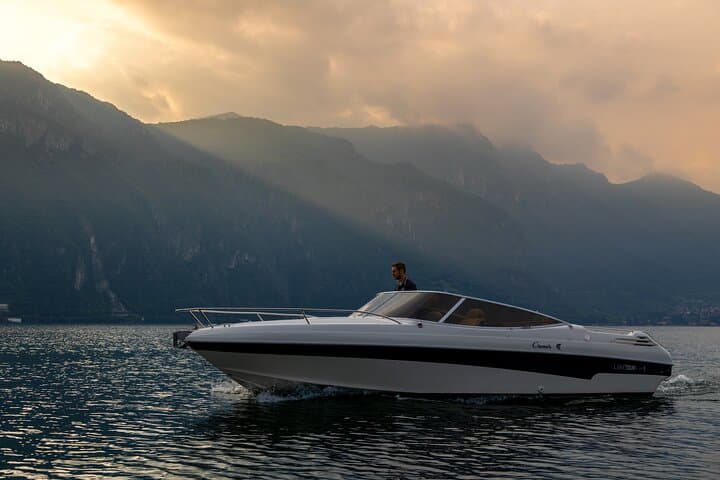Lake Como Full-Day Private Boat Tour: Villas, Villages & Lakeside Lunch photo 3