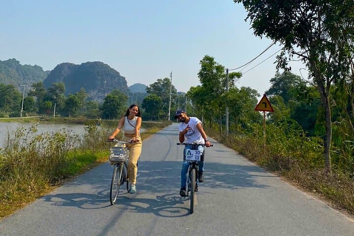 Full-Day Private Tour to Mua Caves, Tam Coc & Hoa Lu from Hanoi photo 3