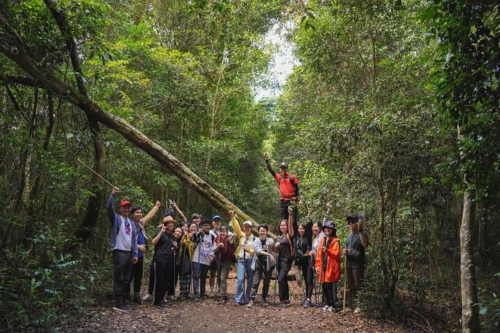 Da Lat Pine Forest Trek to Tuyen Lam Lake with Lakeside BBQ