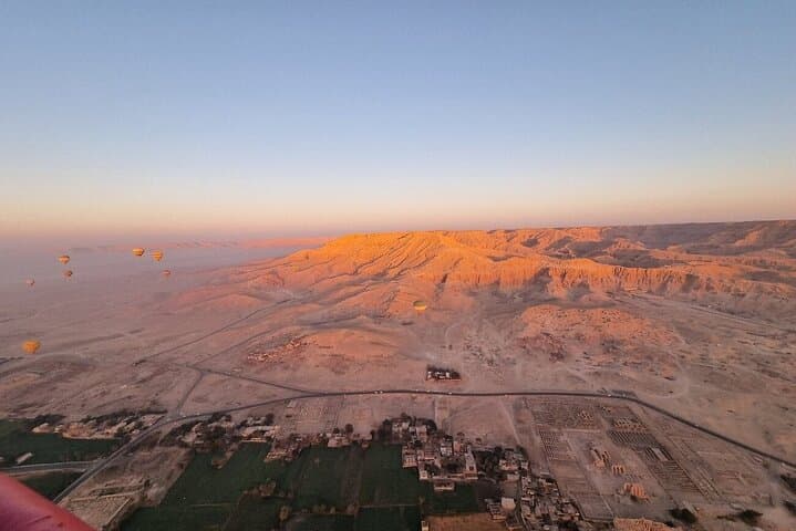 Sunrise Hot Air Balloon Ride Over Luxor’s Ancient Temples photo 5
