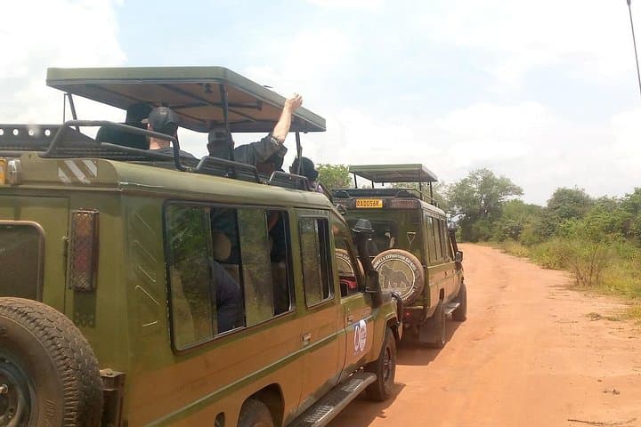 Kigali to Akagera: 2-Day Wildlife Safari & City History Tour