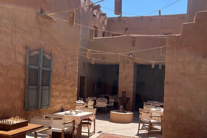 AlUla Full-Day Tour: Hegra, Old Town & Elephant Rock Experience photo 6
