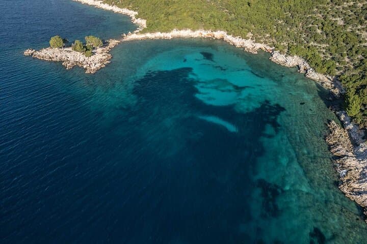 Speedboat Tour to Blue Cave and Blue Lagoon from Dubrovnik photo 2