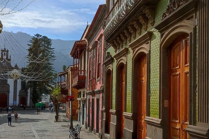 Discover Gran Canaria: Private Tour of Iconic Villages and Sacred Peaks Picnic