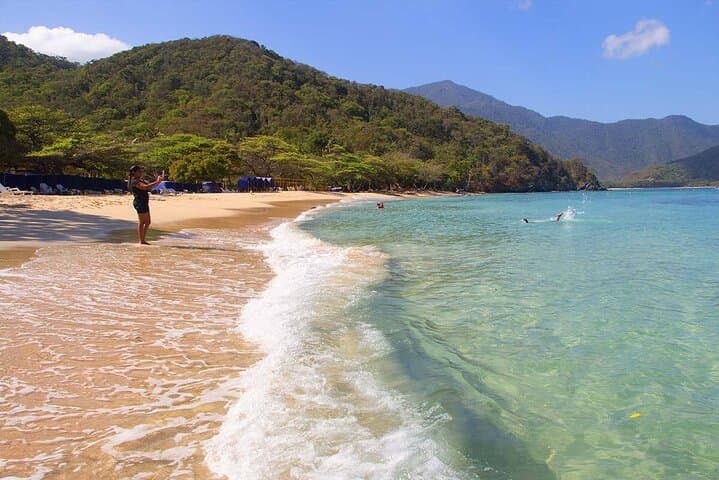 Full-Day Tayrona Park Tour to Playa Cristal: Snorkel, Beaches & Seven Waves Viewpoint photo 5