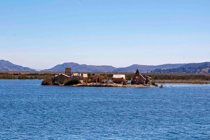 3-Day Classic Puno Tour: Lake Titicaca, Uros & Taquile with Sillustani photo 1