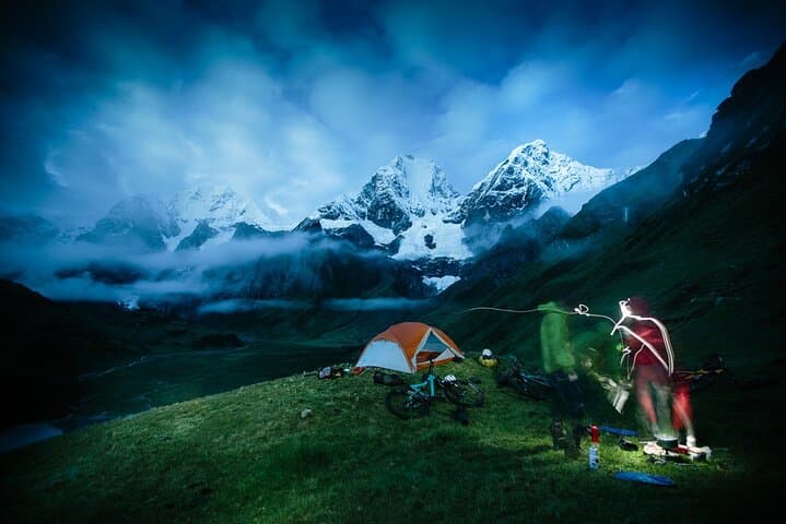 Cordillera Huayhuash Yerupaja Circuit: Extreme Mountain Biking in Peru photo 5