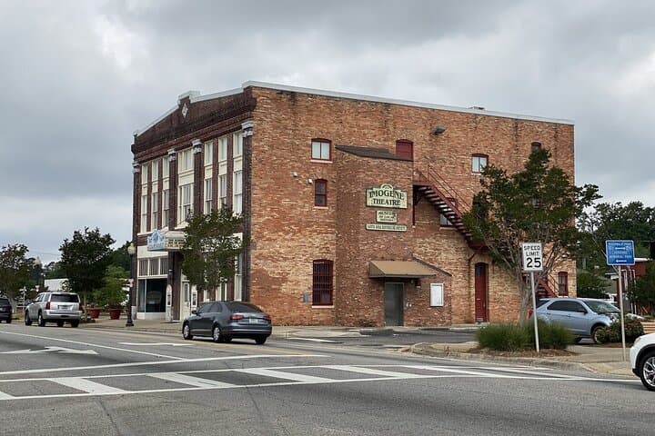 Milton Splash and Dash: Self-Guided Scavenger Hunt Through Historic Milton, FL