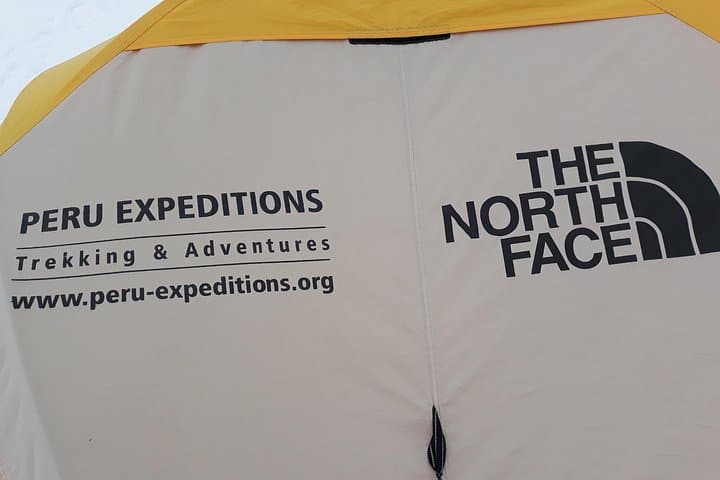 Helicopter-Supported 7-Day Alpamayo Expedition: Summit Nevado Alpamayo (5,947 m) photo 2